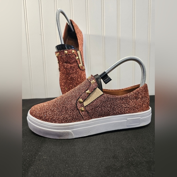 Glitter shoes from Brazil size 5 u.s copper color - Picture 1 of 3